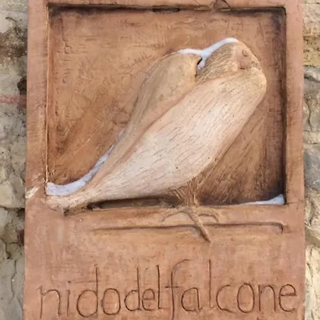 Nidodelfalcone Agriturismo *