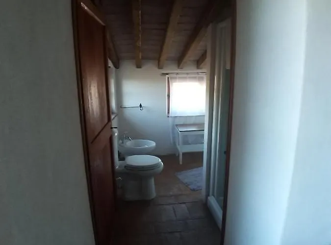 Nidodelfalcone Agriturismo *